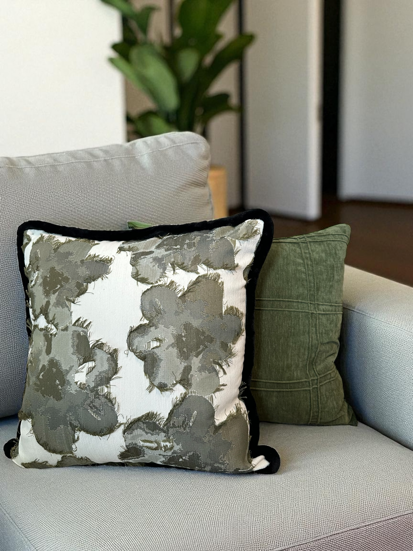 Classic Decorative Cushion Cover